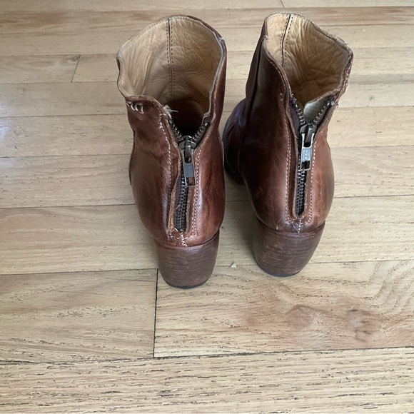Bed Stu Distressed  Leather Ankle Boots - Picture 2 of 7
